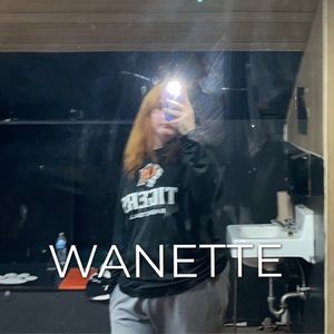 Meet your Posher, Chisam